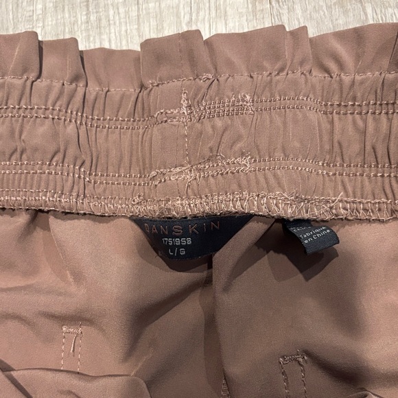 Danskin Women's High Waist dusty pink Shorts - Picture 2 of 5